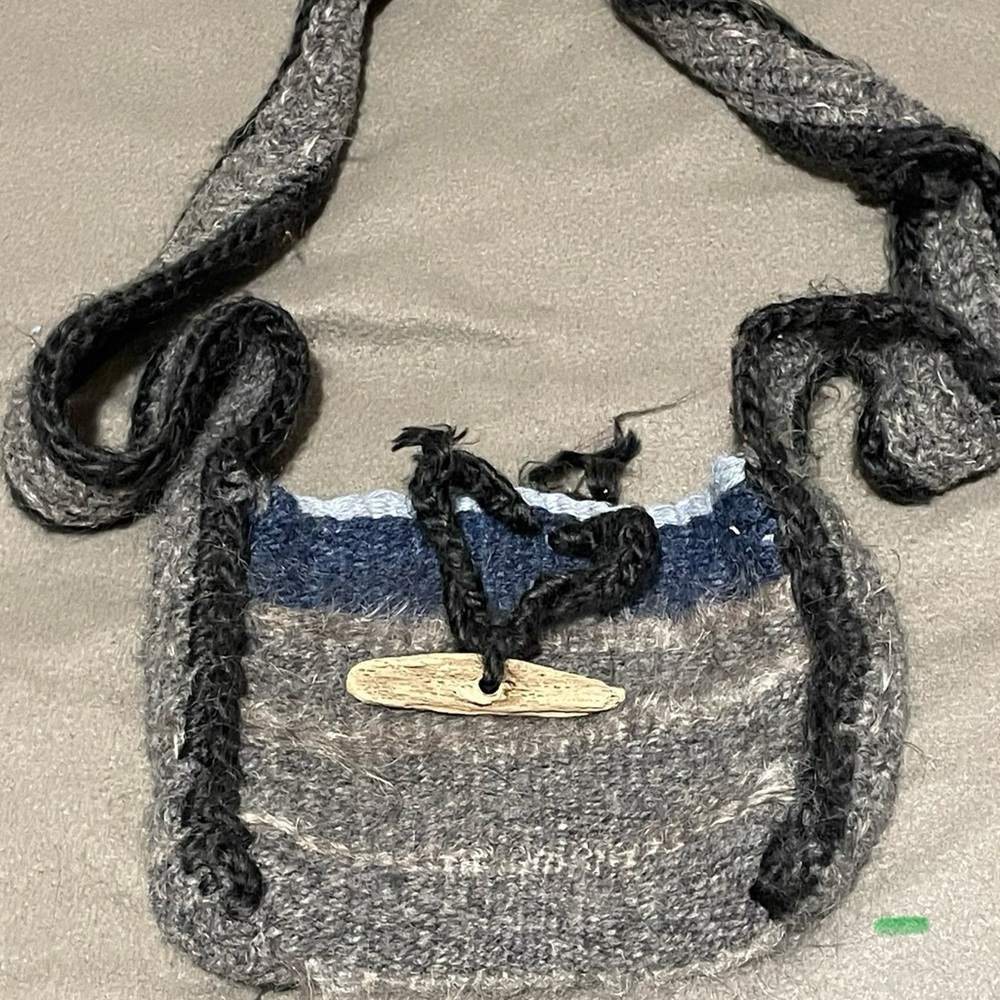 Gray and Blue Knit Shoulder Bag